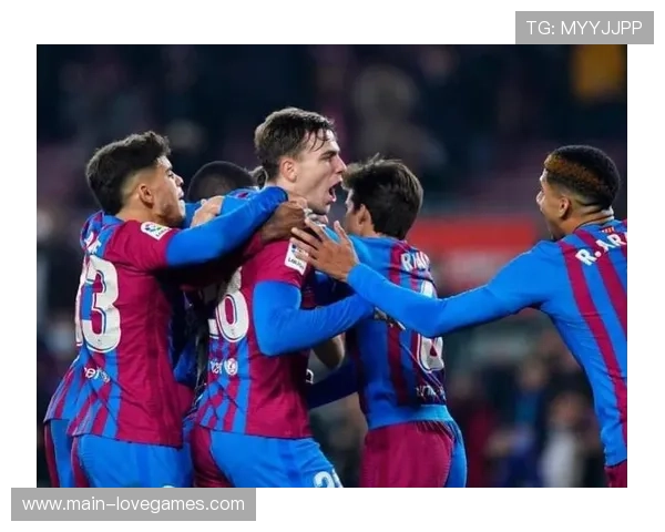 巴萨3-1战胜埃尔切,继续紧追皇马 巴萨3-1战胜埃尔切,继续紧追皇马